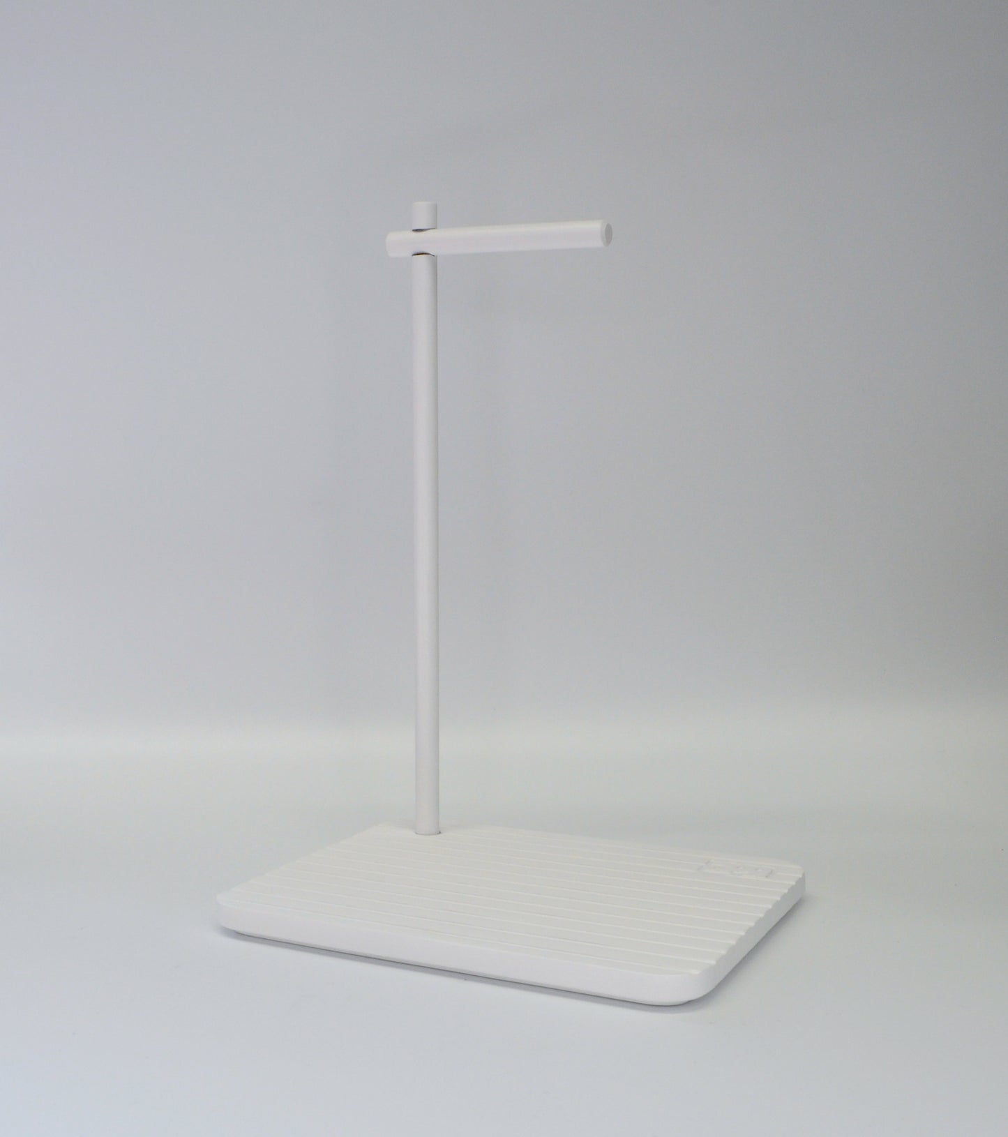 Kid Katana Vinyls - Bamboo Base Stand (White)