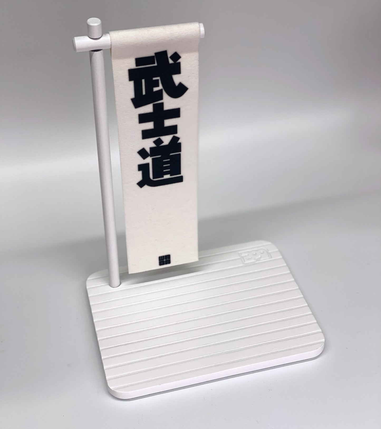 Kid Katana Vinyls - Bamboo Base Stand (White)