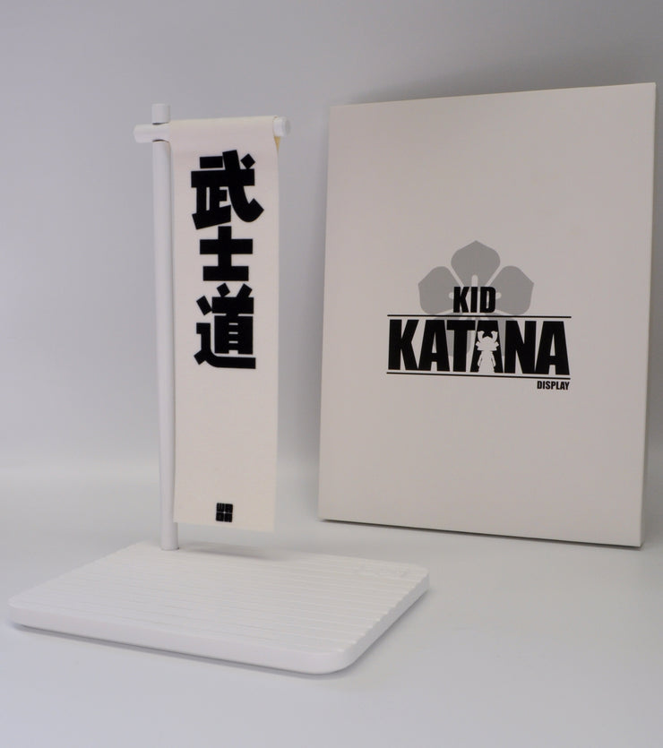 Kid Katana Vinyls - Bamboo Base Stand & Flag (White)